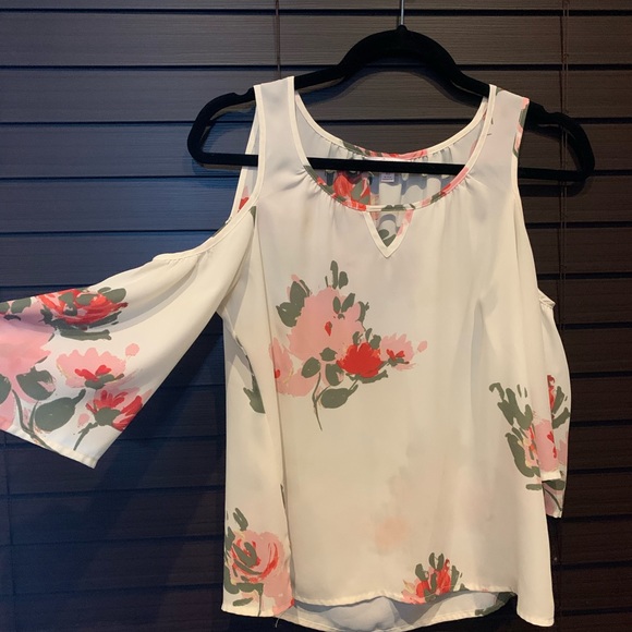 Junior Extra-Small Blouse - Picture 3 of 3